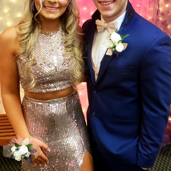 Sherri hill prom dress. Two piece - Picture 4 of 7